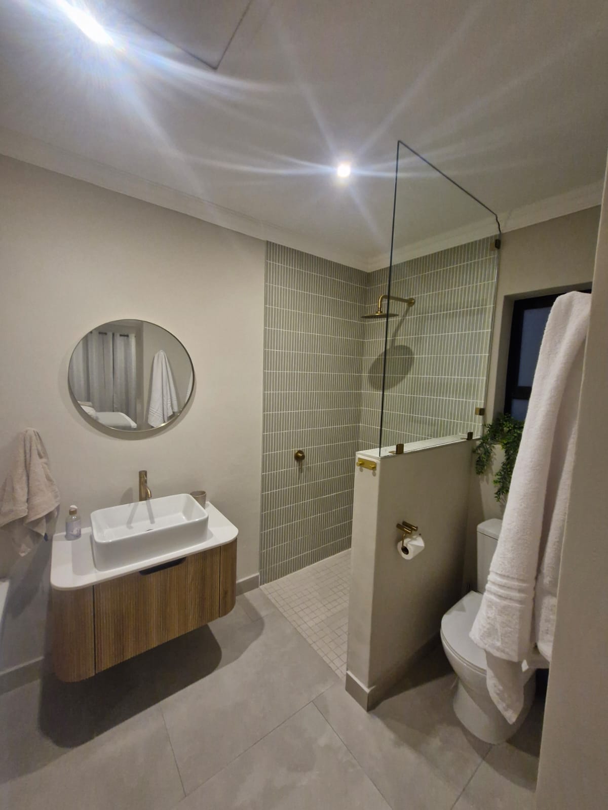 Rain Shower Ensuite — Tsitsikamma House