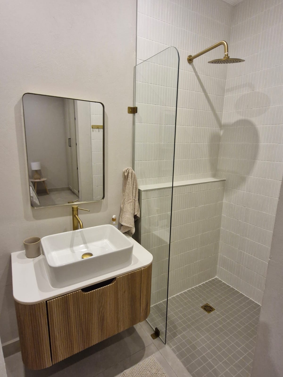 Walk-In Shower — Tsitsikamma House